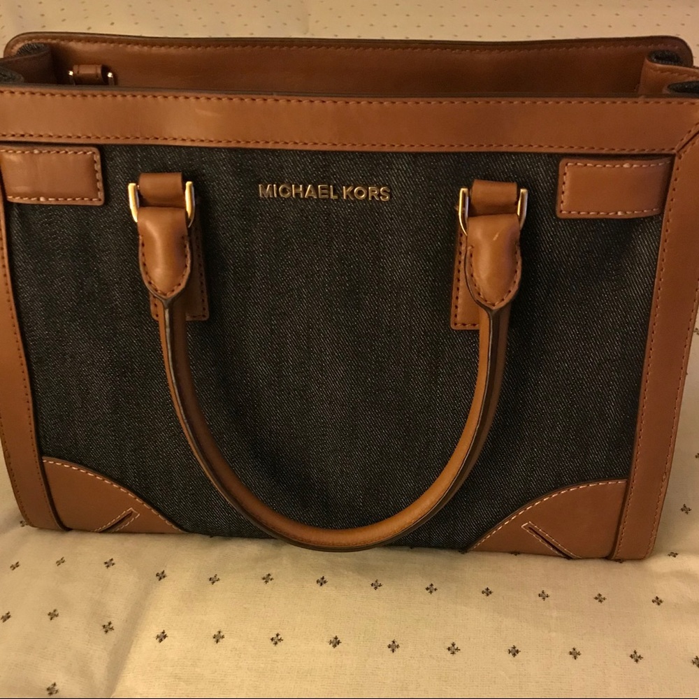 Michael Kors Handbag - Picture 2 of 5